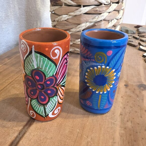 Mexican Ceramic Shot Glasses with Floral Design - New - Picture 1 of 3